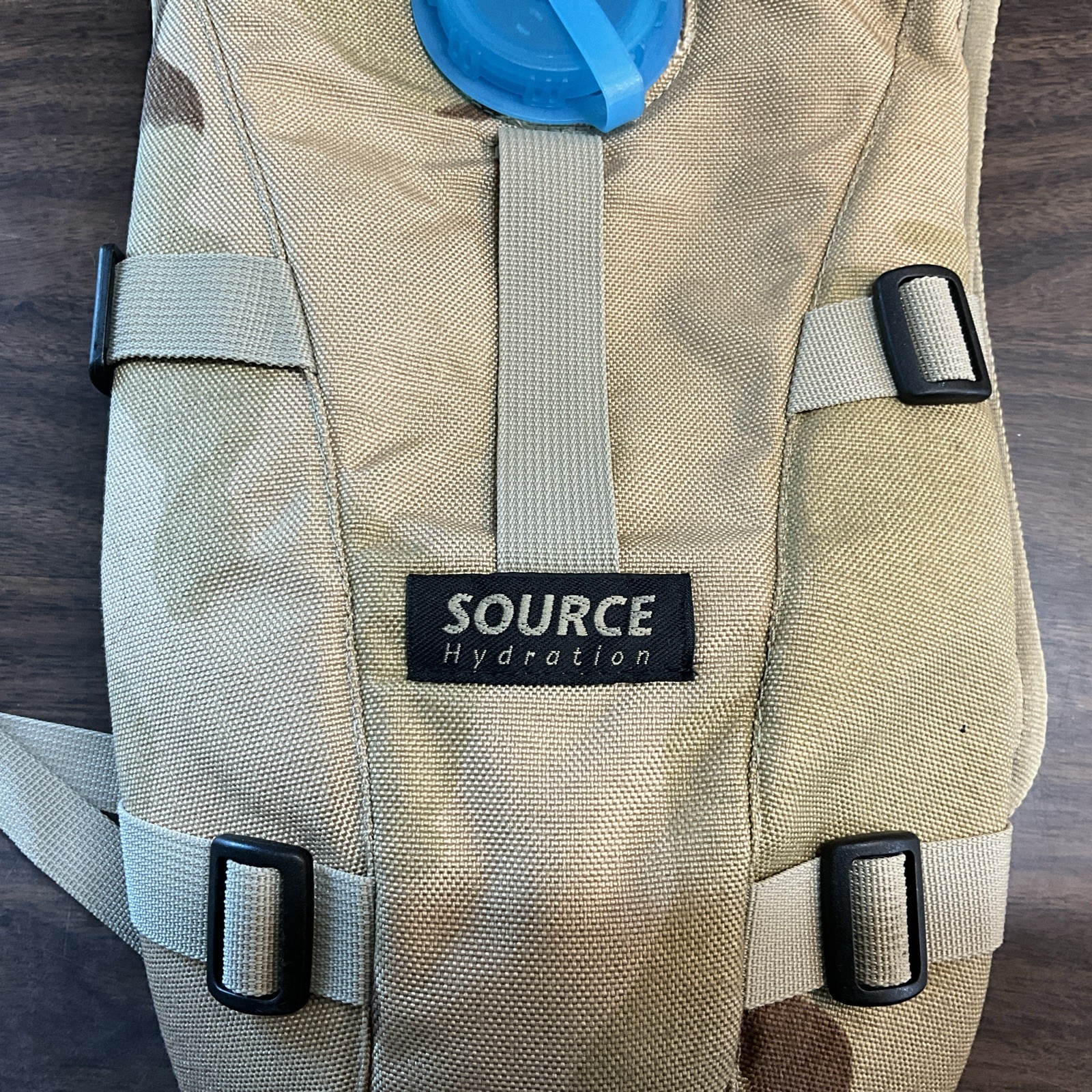 Source Hydration System Carrier with Bladder Desert