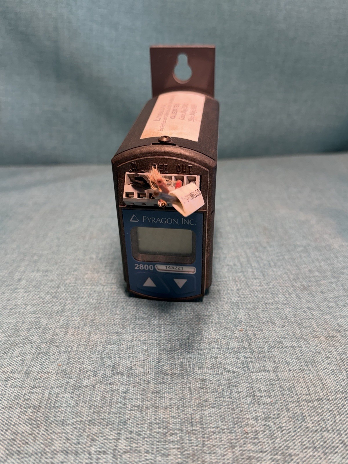 USED Pyragon 2800T Universal Temperature Transmitter