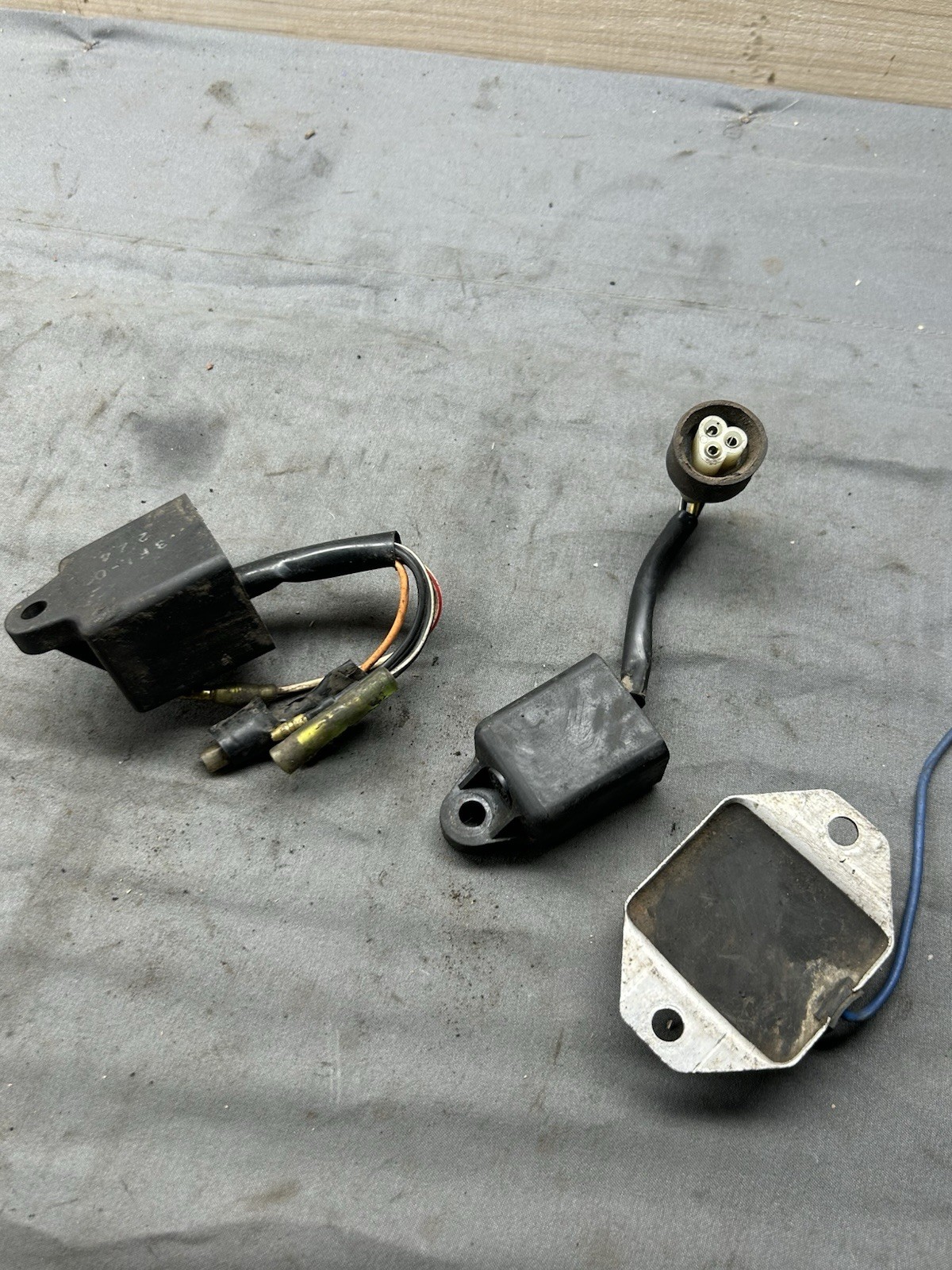 1996 Yamaha Blaster 200 ECU Computer Controller CDI ECM Misc Lot