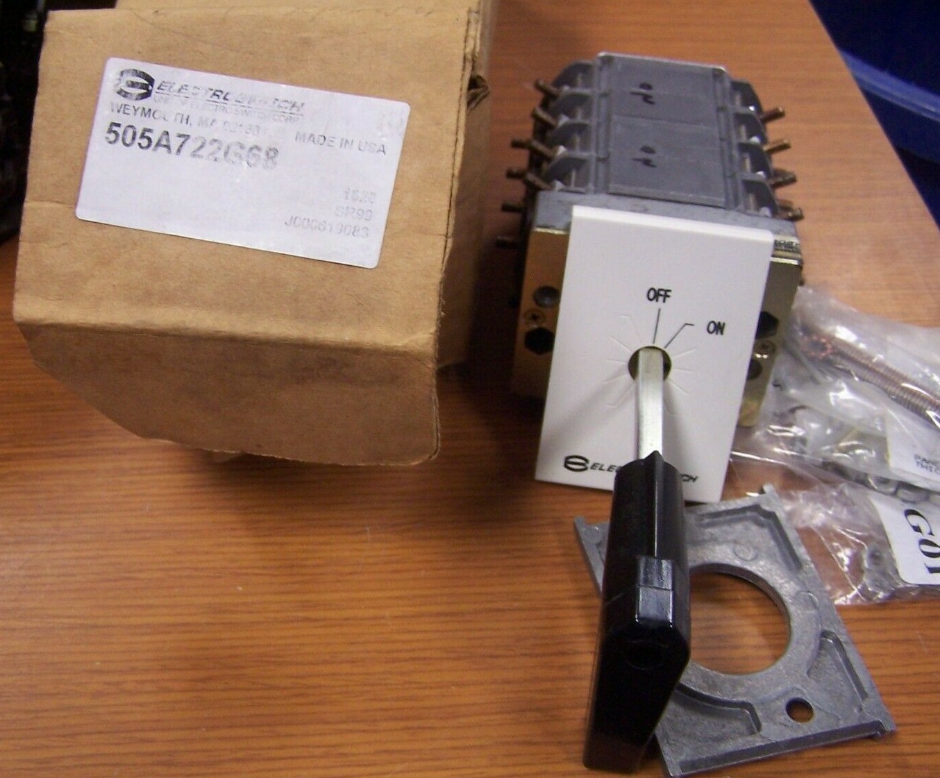 NEW ELECTROSWITCH TYPE W-2 ROTARY SWITCH 600 VAC 8 AMP 300 VAC 20 AMP 505A722G68