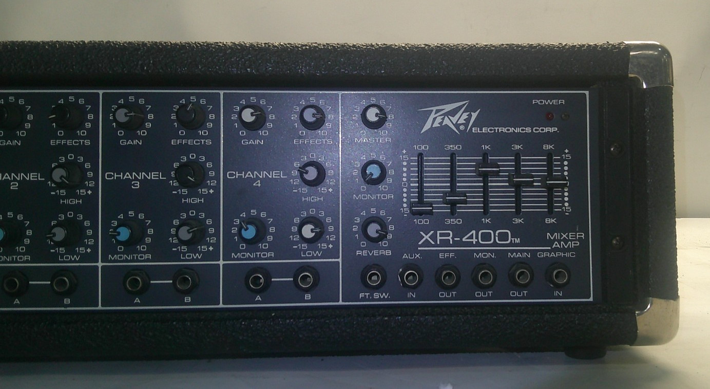 Peavey XR400 Powered Mixer Amp