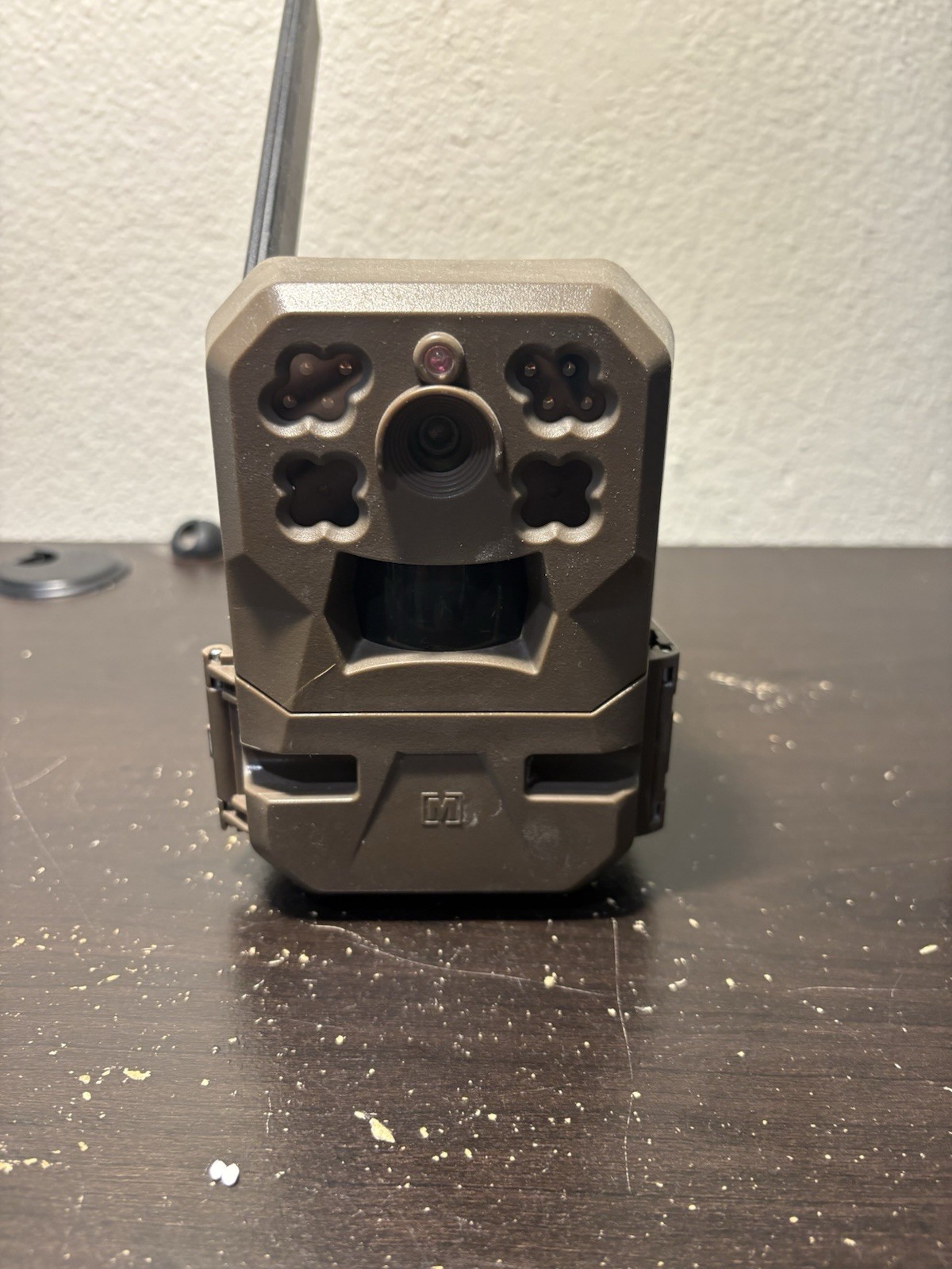 Moultrie Mobile Edge Cellular Trail Camera Model MCG-14076 Built In Memory