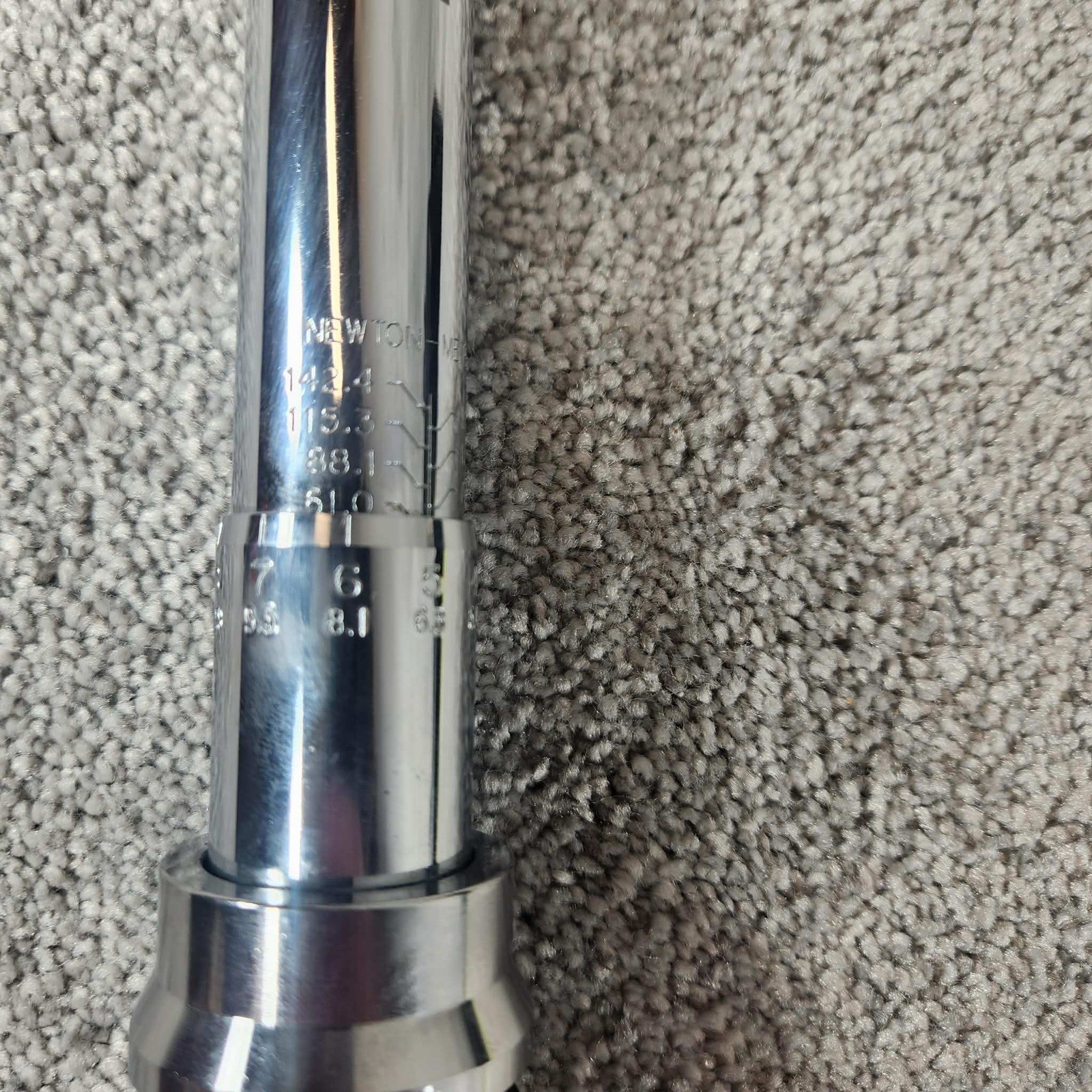 Husky Torque Wrench Silver 1/2 Inch Drive Click Style Tool 18in Case 564394