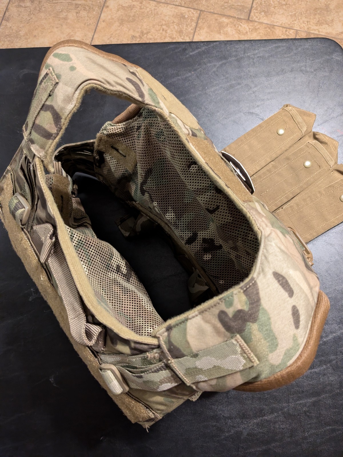 Shellback Tactical RANGER Scalable Plate Carrier (Multicam) W/ Triple Mag Pouch
