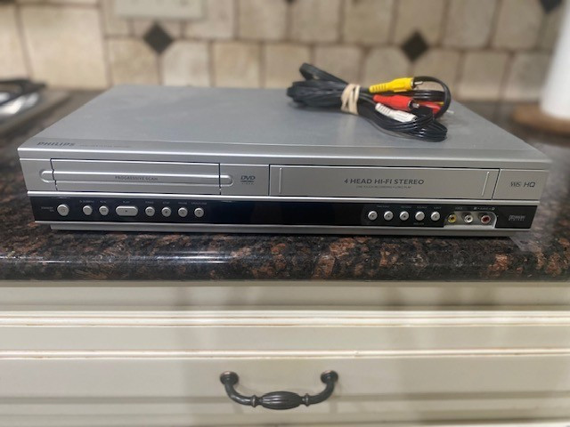 Philips DVP3340V DVD VCR Combo Player Recorder Tested No Remote A/V Cord WORKS