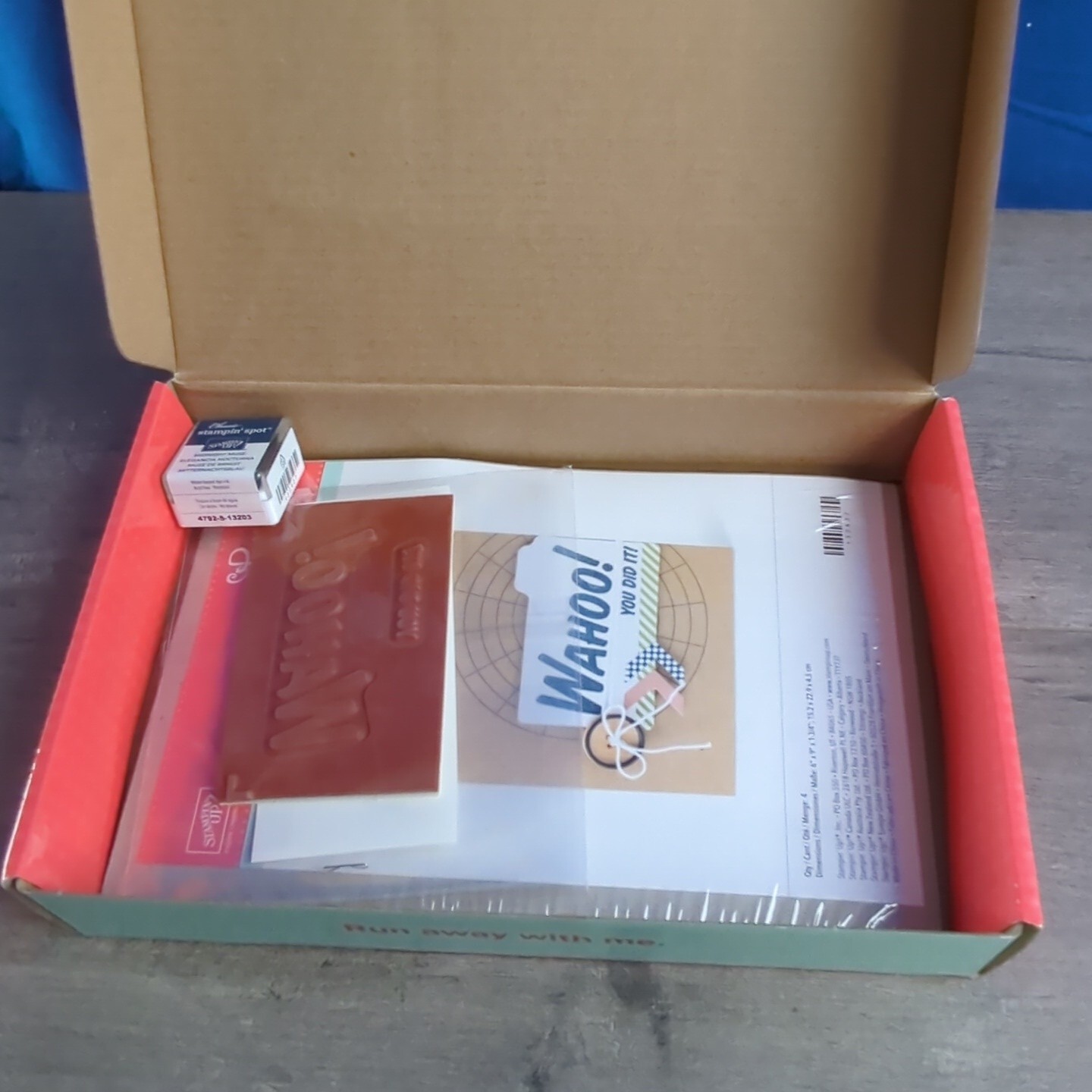 Paper Pumpkin Wahoo Set With Ink And Stamps - NEW