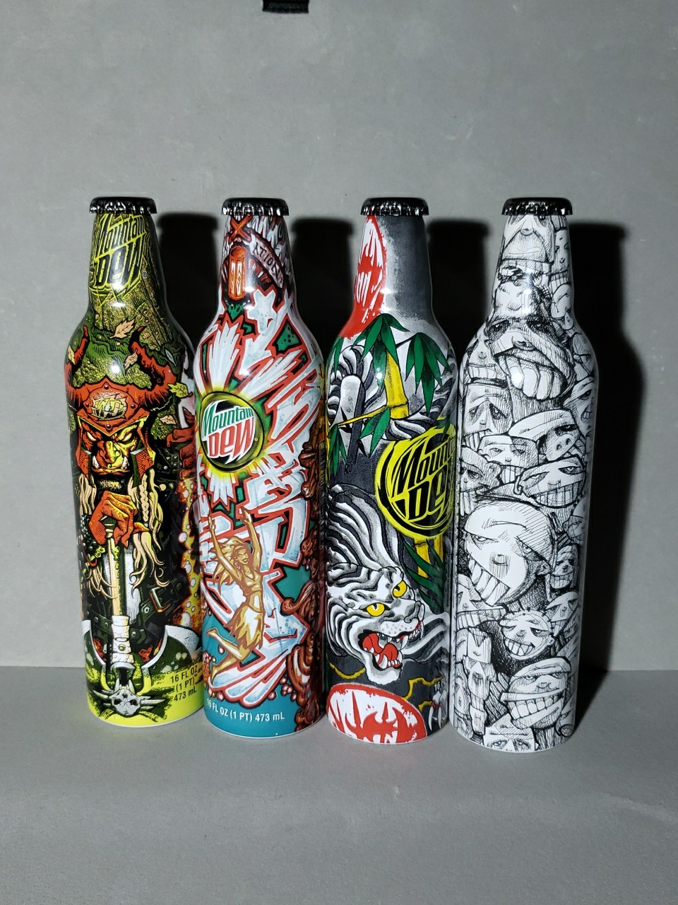 Mountain Dew 4 Green Label Art Aluminum Bottle Cans 16oz 2008 Unopened