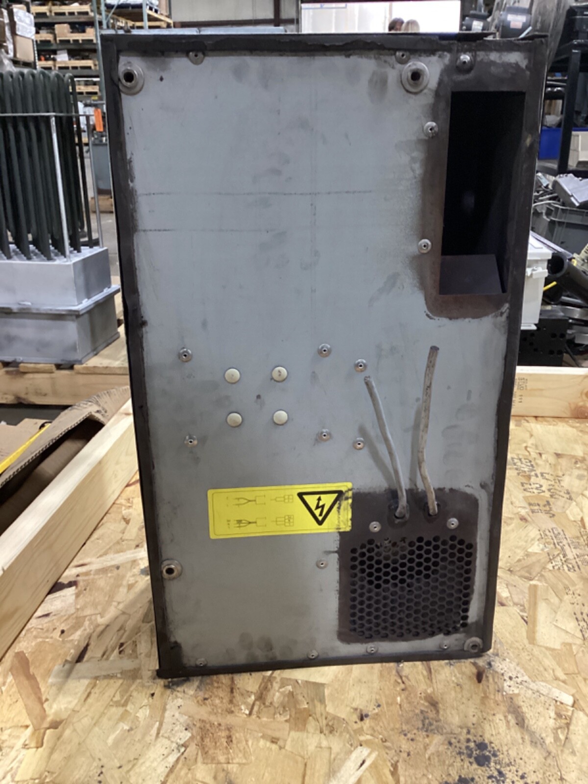 ETA THERMAL MANAGEMENT CABINET COOLING UNIT #100G36PR7