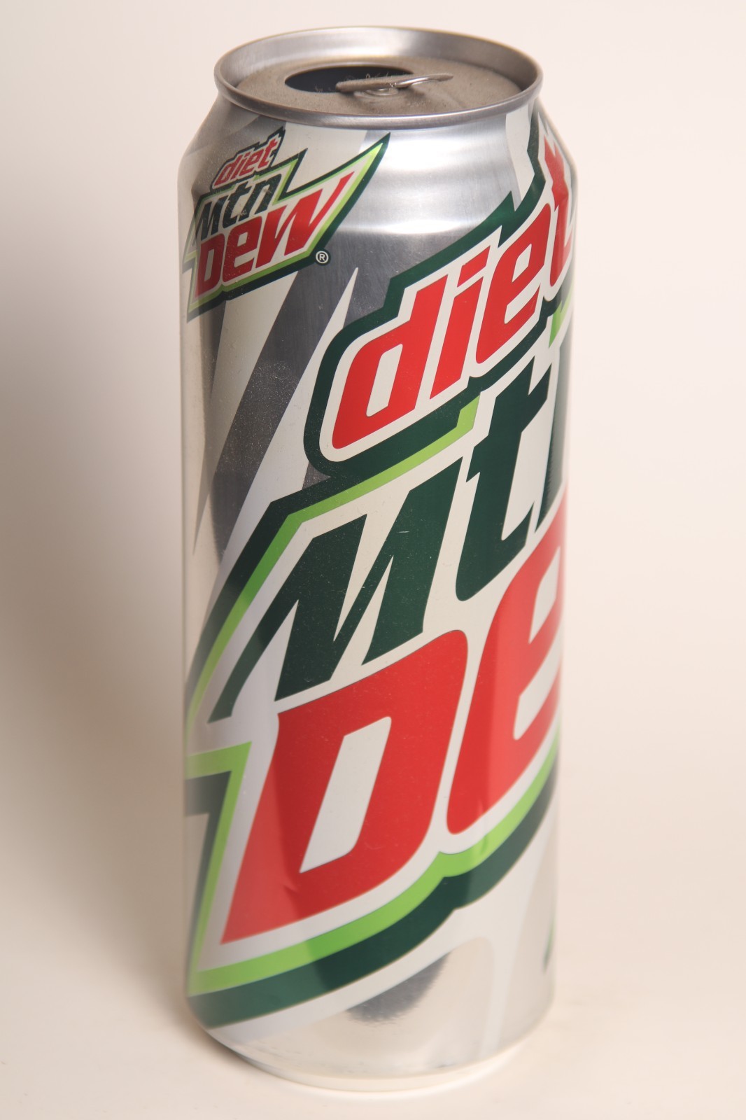Diet Mountain Dew soda can - 24oz