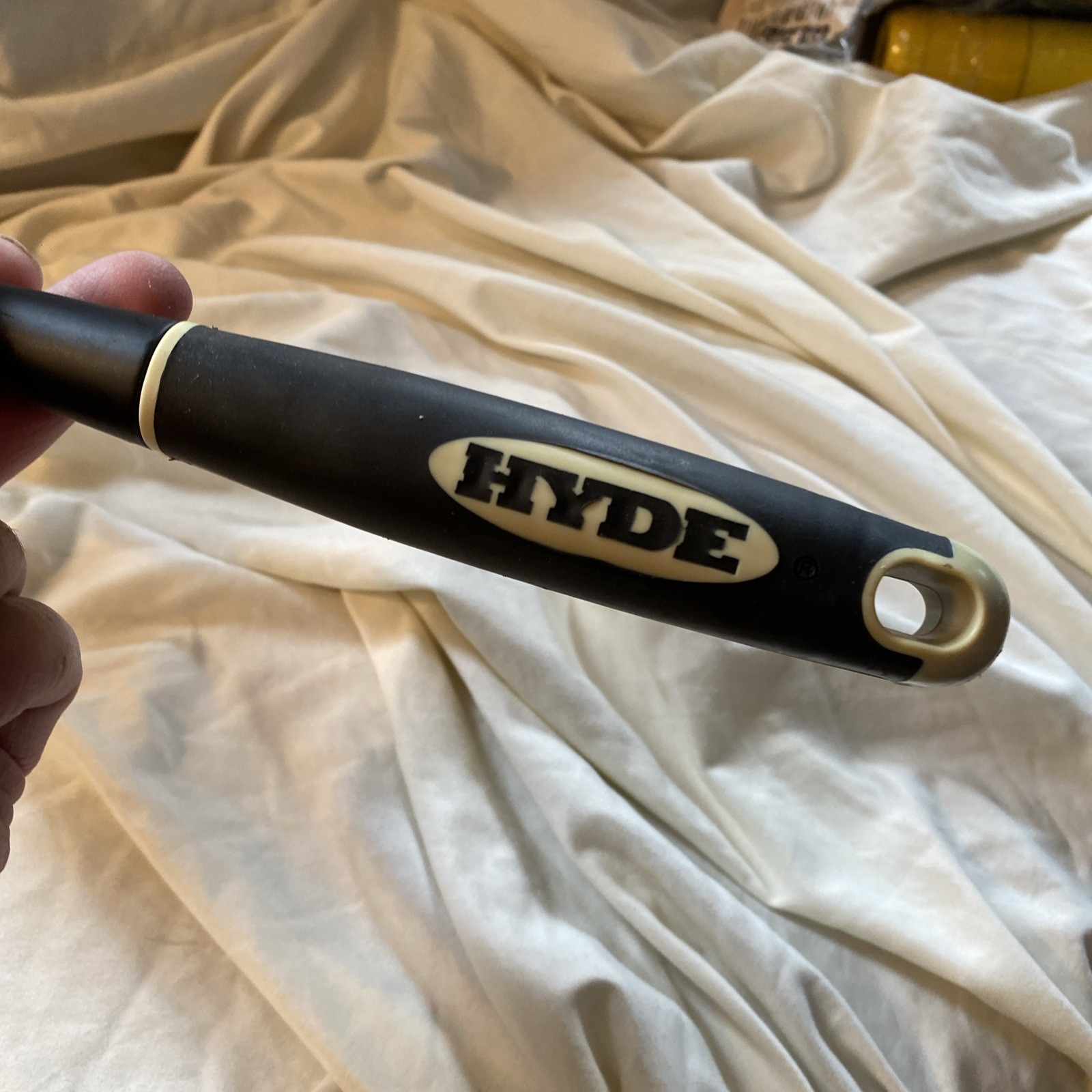 Hyde Maxxgrip 2-1/2 in Tungsten Carbide Double Edge Pull Knob Scraper 10620 New