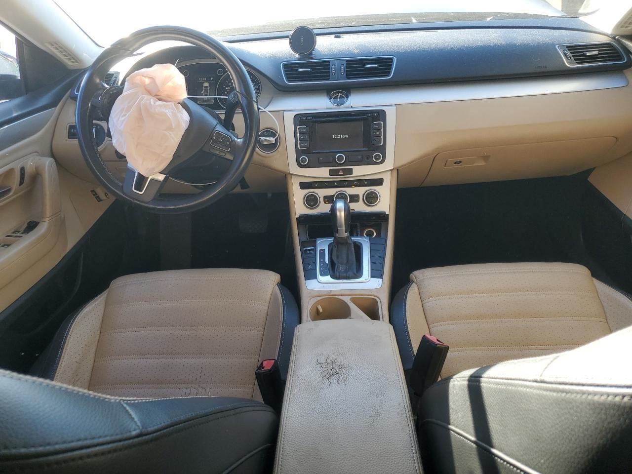 CC VOLKS 2015 Glove Box 4933300
