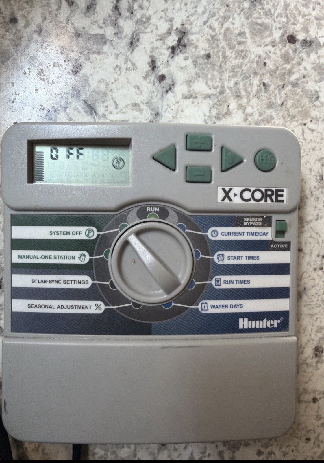 Hunter Sprinkler XC400i X-Core 4-Station Indoor Irrigation Controller W/Power