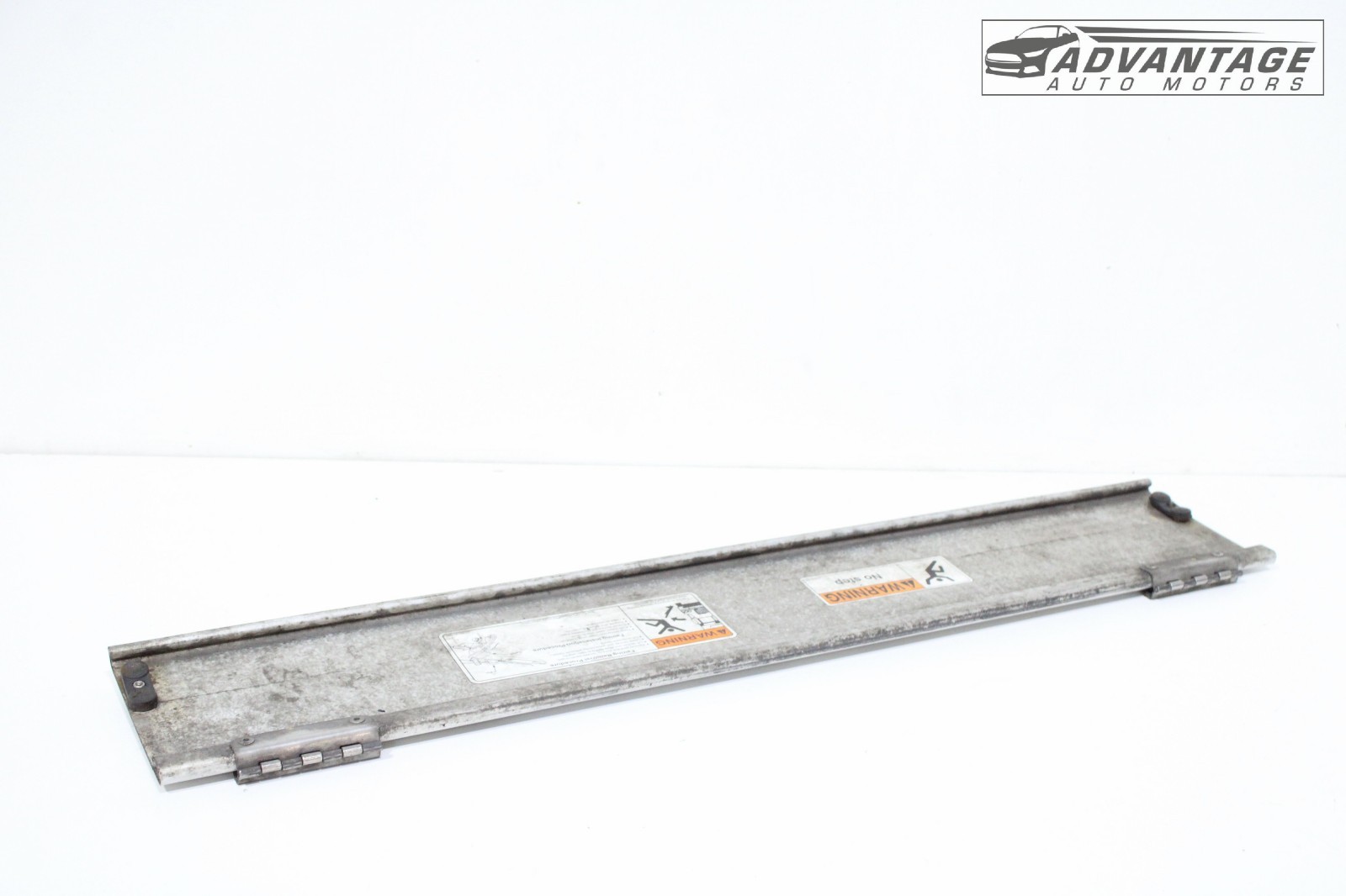 2018-2024 FREIGHTLINER CASCADIA 126 TRUCK TRACTOR HINGED DOOR LOCK PLATE OEM