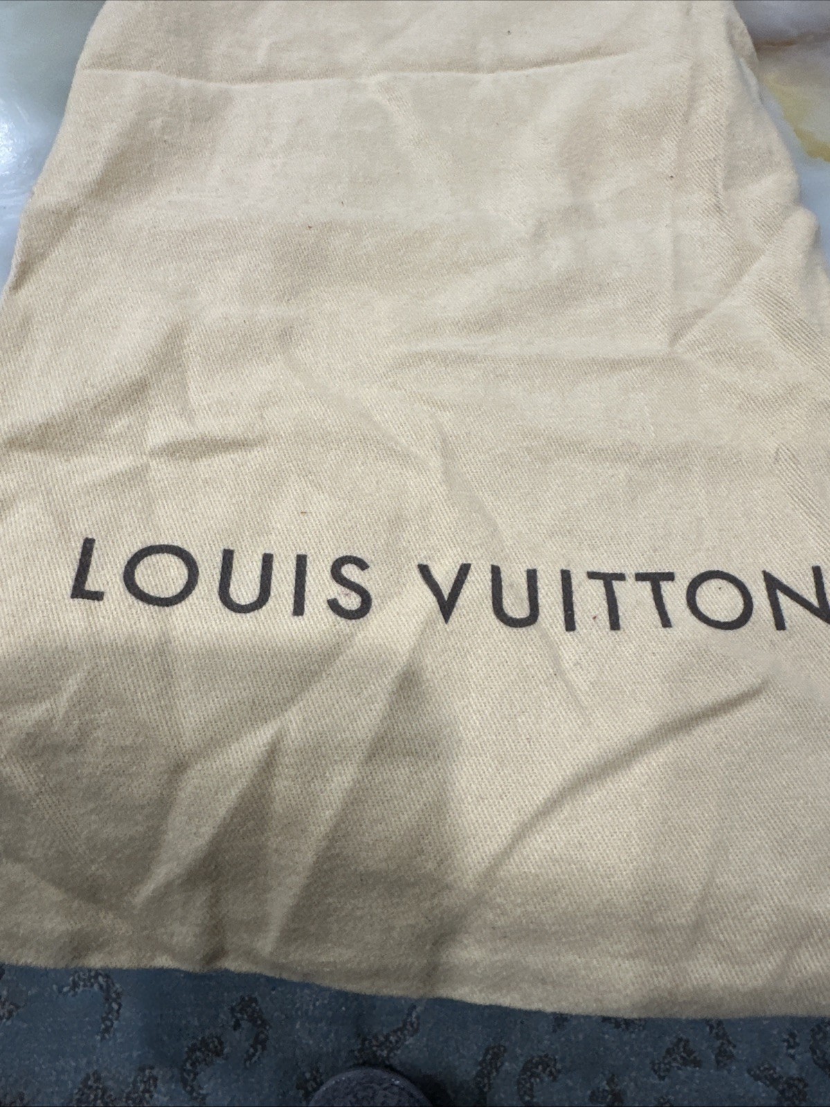 Louis Vuitton - Drawstring Dust Bag - 15”x9" - 100% Cotton - Authentic