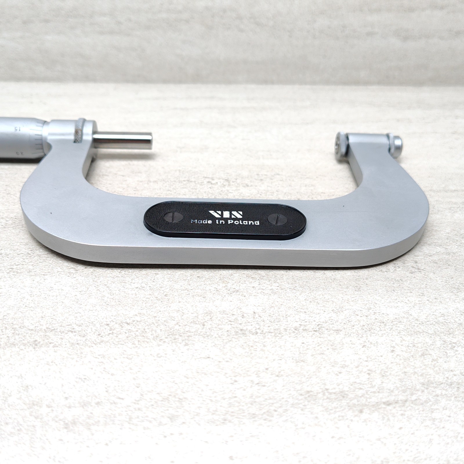 VIS VIN 3-4" Screw Thread Micrometer .001" w/ Case, Made in Poland
