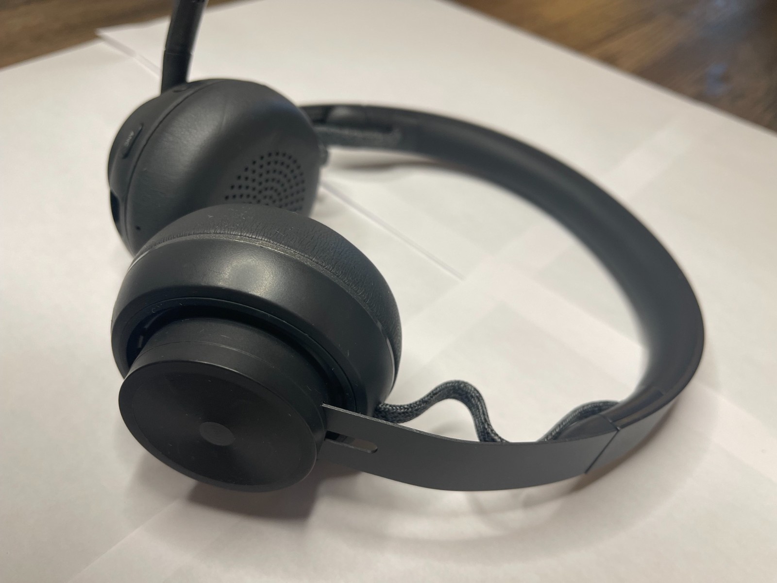Logitech - Zone Wireless Bluetooth Noise-Cancelling Headset Graphite