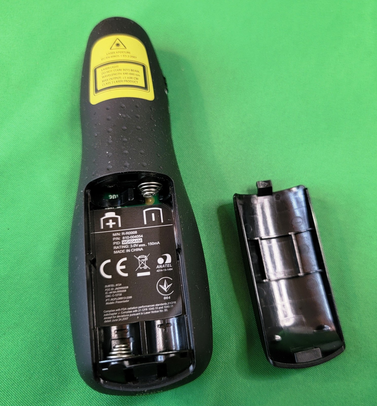 Logitech R400 LCD Presentation Laser Pointer Remote W/ Dongle / Case TESTED