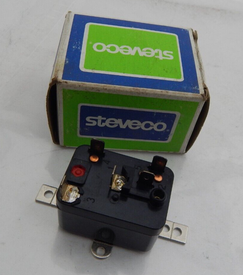 c) Steveco Relay 90-293Q