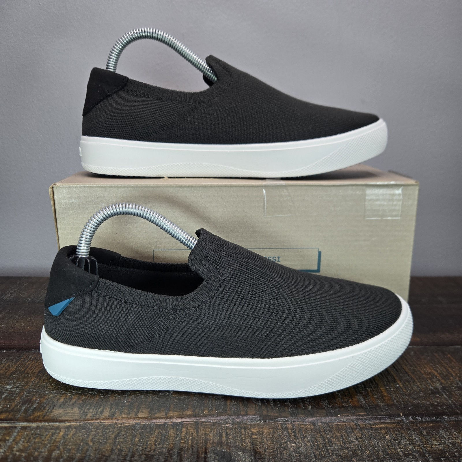Vessi Boardwalk Slip On Womens Size 7 Waterproof Shoes Sneakers Boulder Black