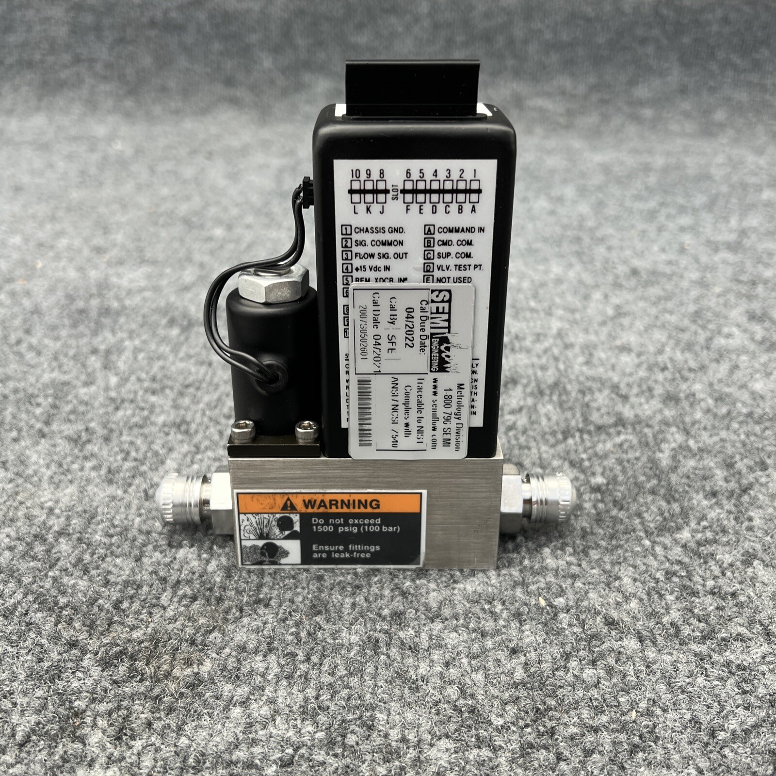 Brooks 5850E Instrument Mass Flow Controller N2 Nitrogen New