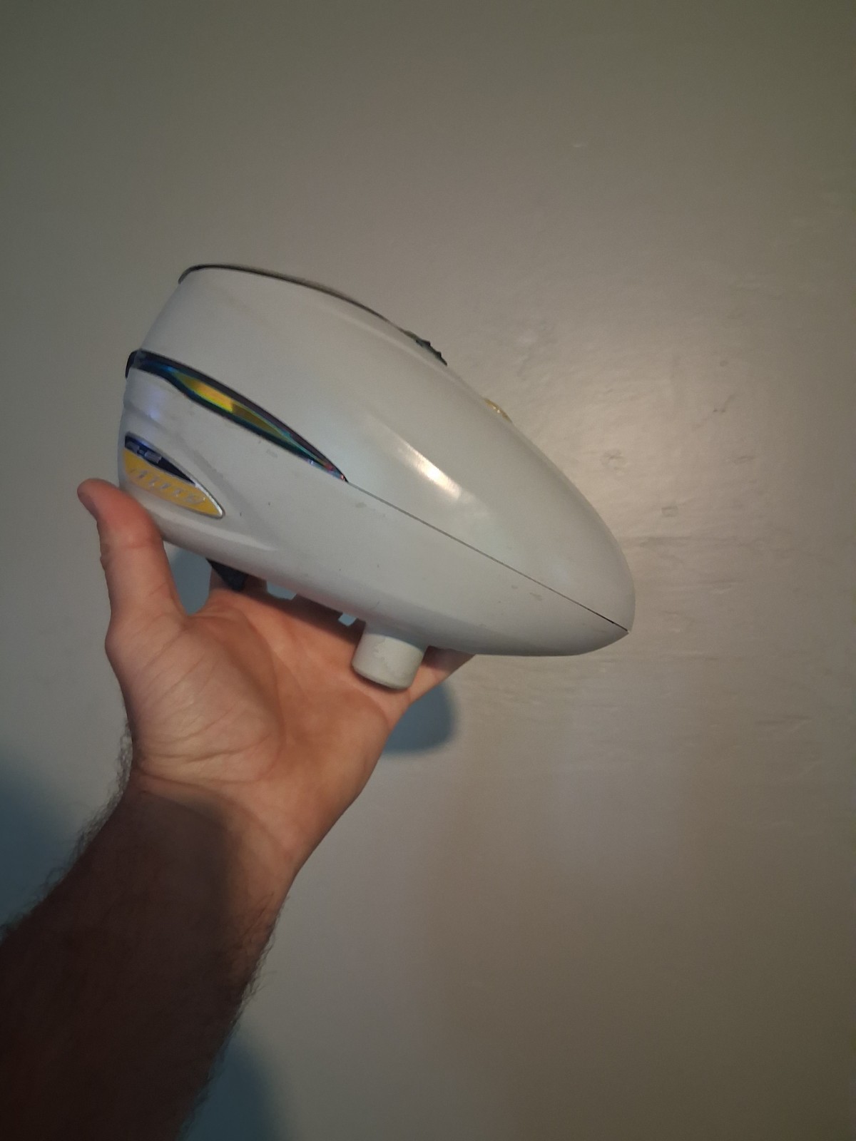 Dye R2 paintball loader With Speed Feed white