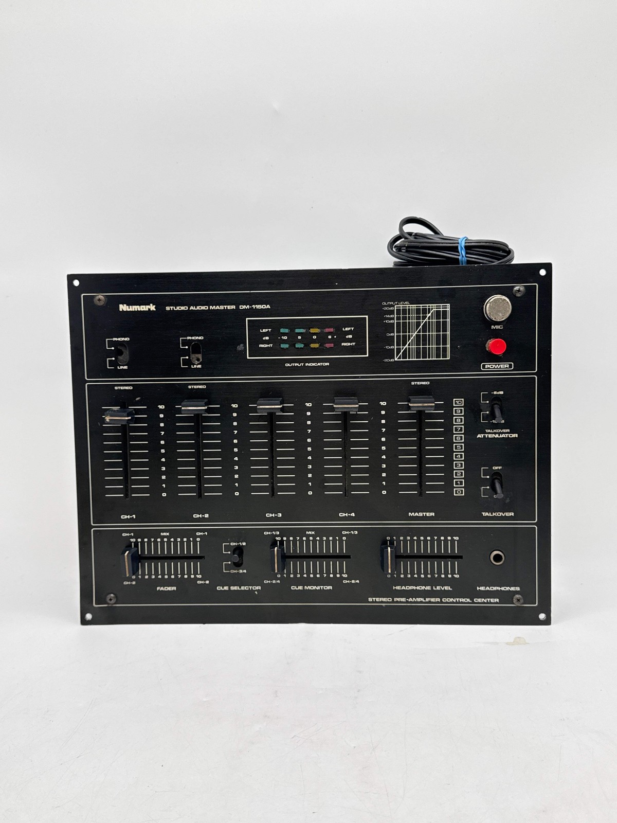 Numark DM-1150A DJ Audio Mixer Console  Analog Untested Powers On