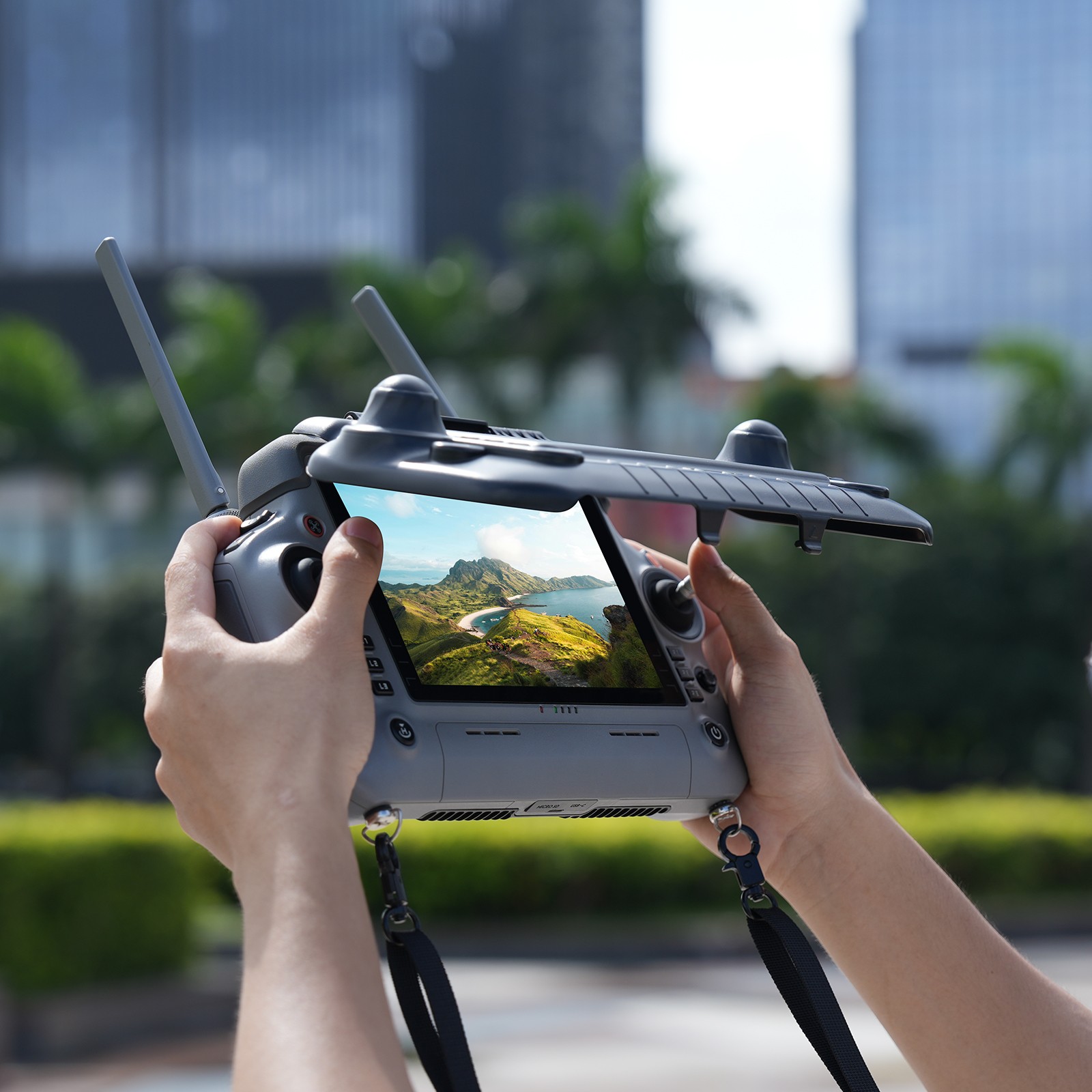 Sunshade Sun Hood RC PLUS 2 for DJI Matrice 4T 4E 400 Drone Remote Controller EC