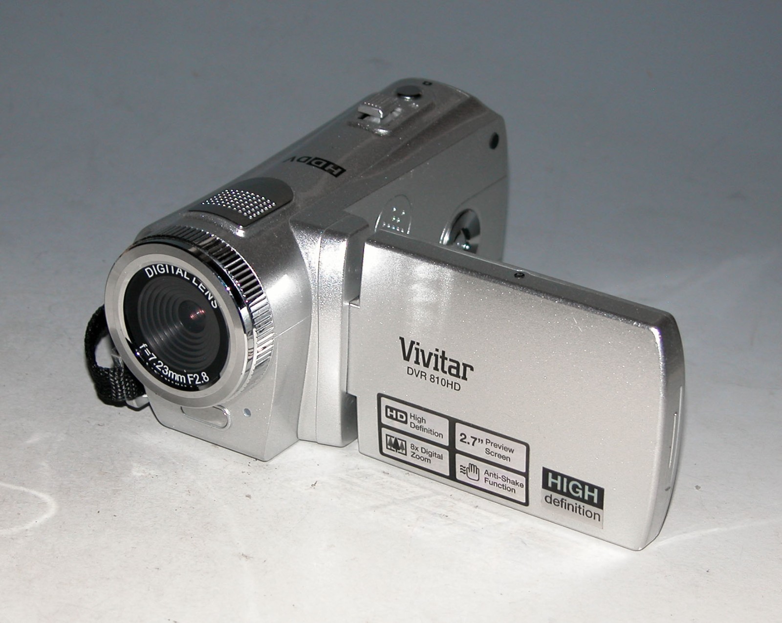 Vivitar DVR 810HD 8.1 Megapixel Digital Video Recorder - Silver(Strap Broken)