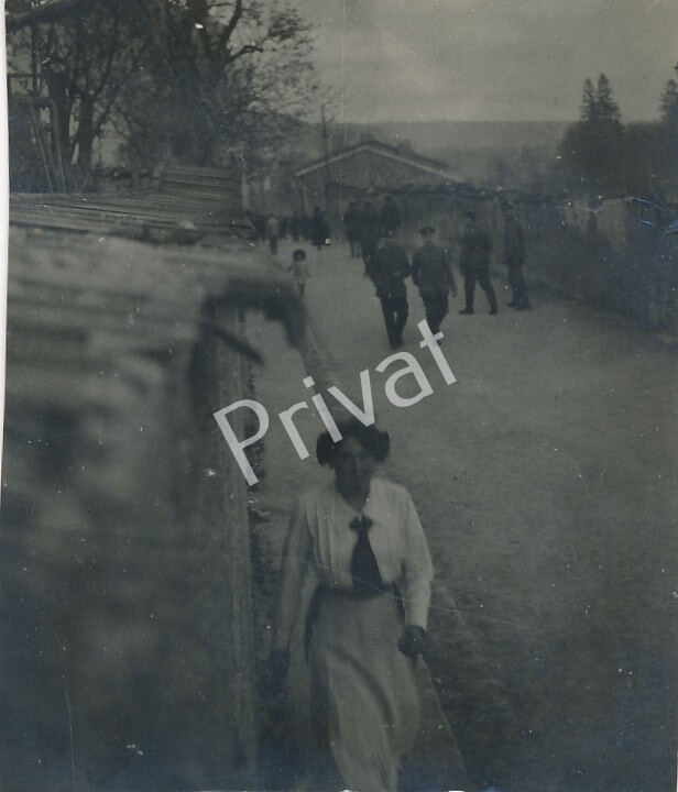 Photo WKI Beauties Miss Busanie Busenreich Saint Mihiel France H1.54