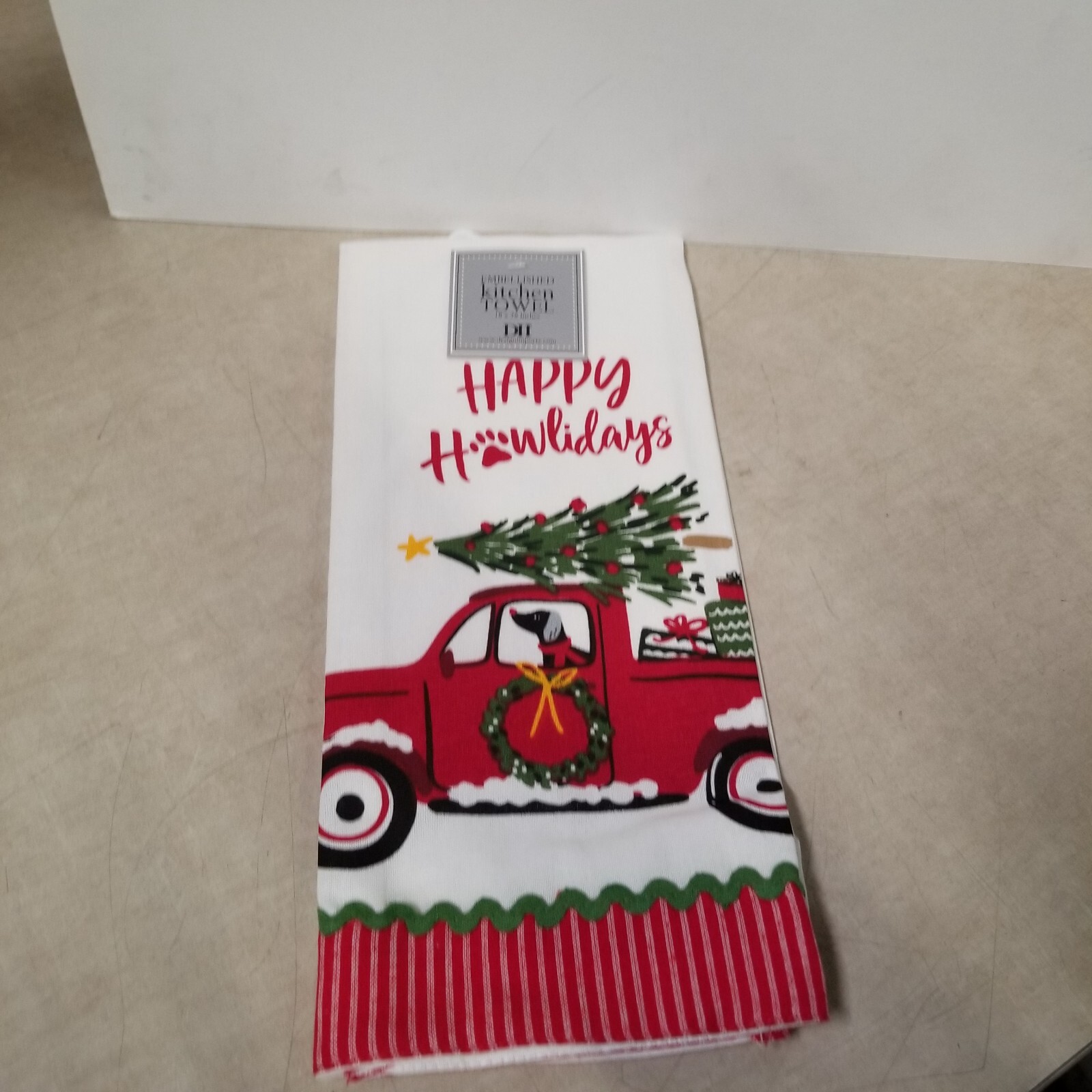 Design Imports Happy Howlidays Embellished DT 754831 18" X 28"