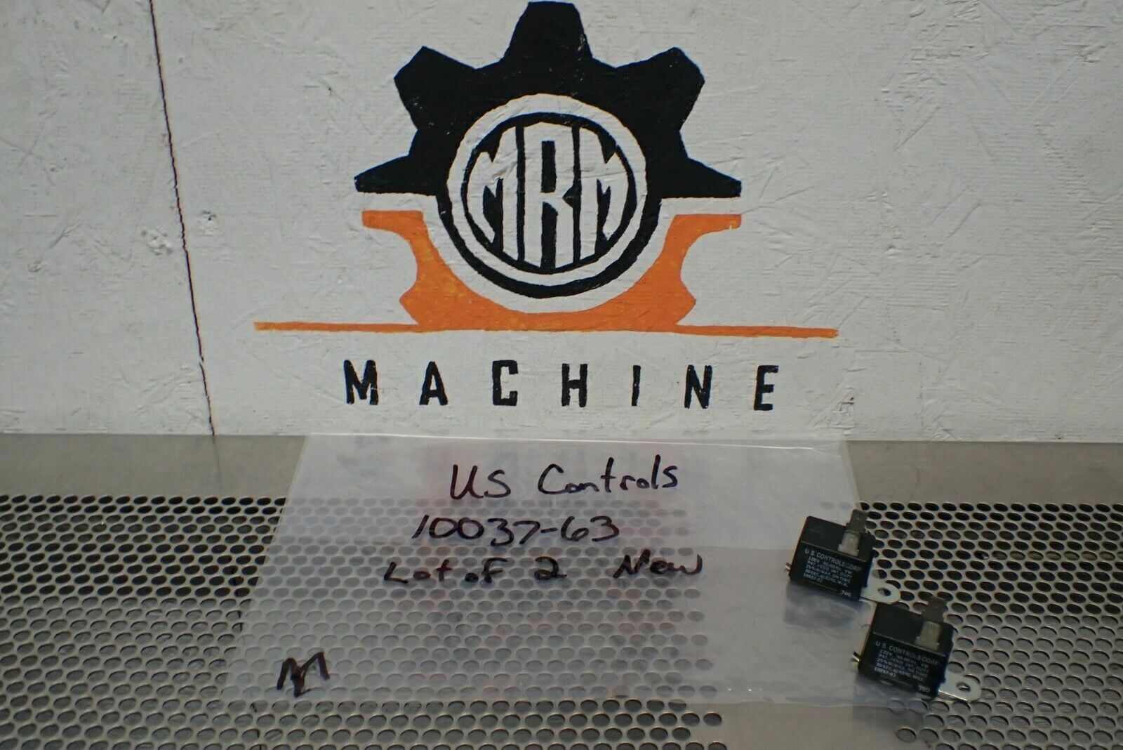 US Controls 10037-63 120V 50/60Hz 4W Relays New Old Stock (Lot of 2) See Pics