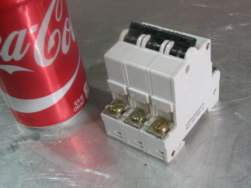 DIN Channel Clip-in 3-Pole 16 amp Circuit Breaker STOTZ S183-K