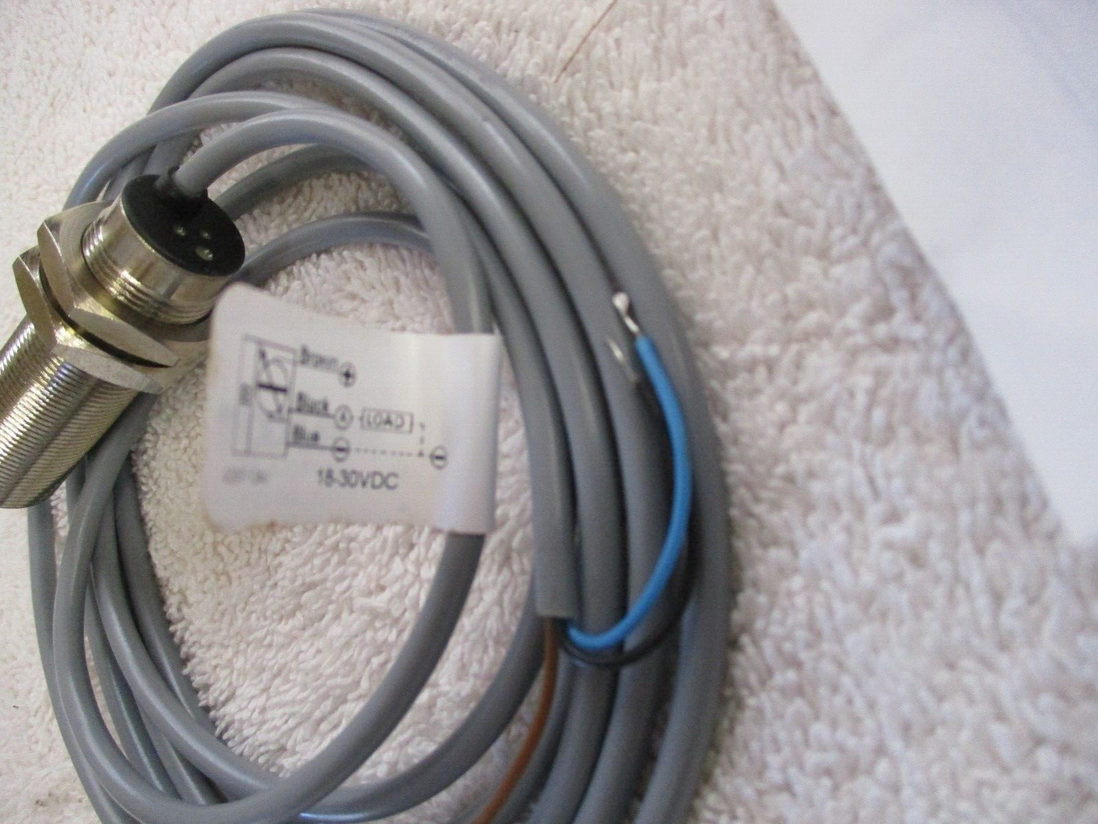 NEW FARGO CONTROLS Proximity Sensor I-A2TM/XIP