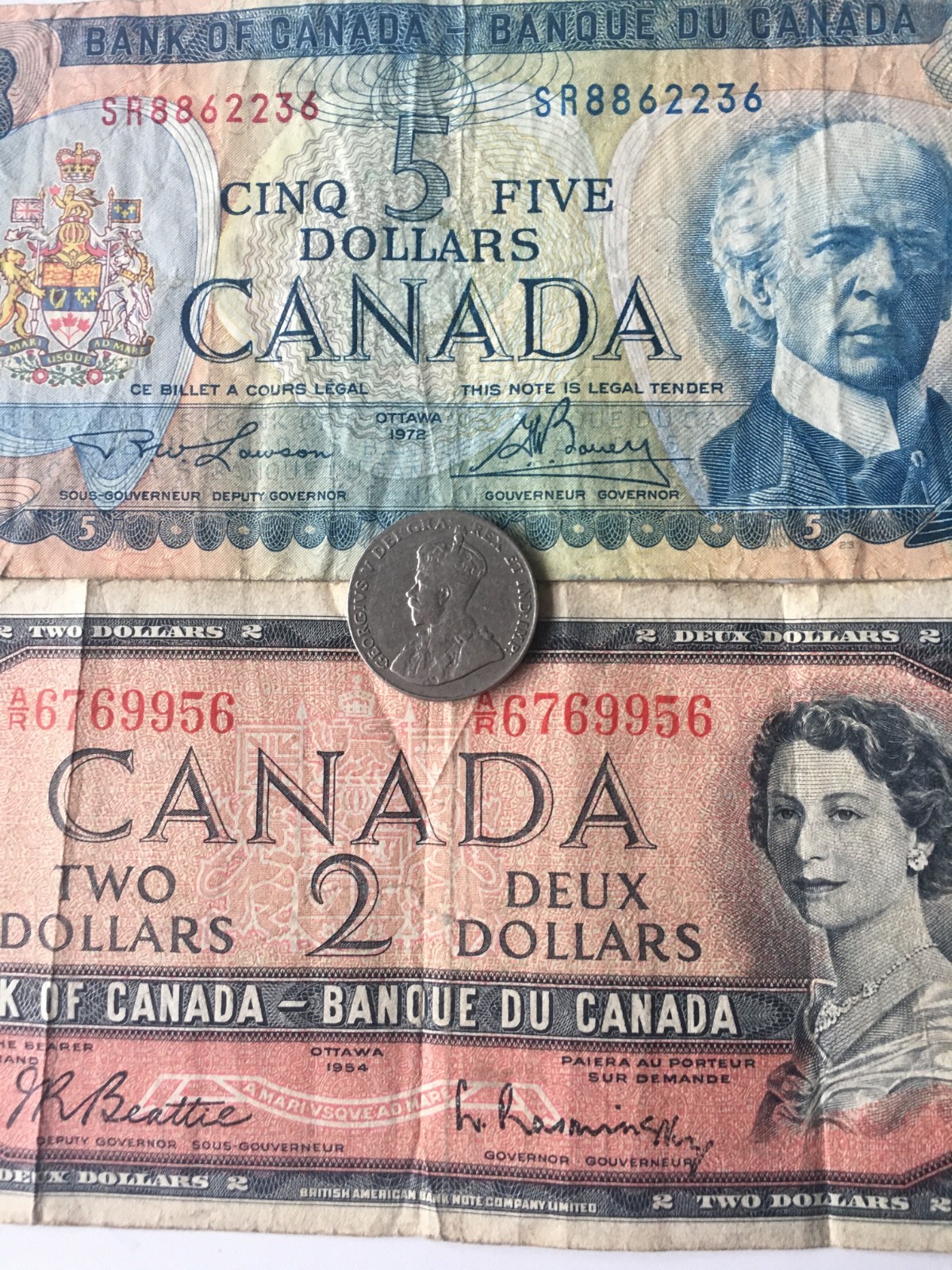 Set 2 Paper Money+ 1 Coin Bank of Canada $2 1954; $5 CINQ  1978 + George V 1928