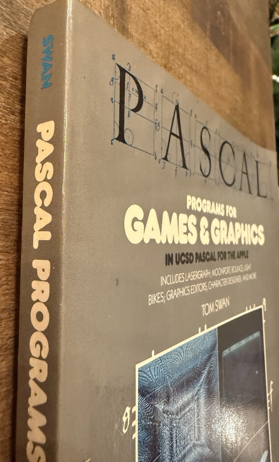 PASCAL Programs for Business in used PASCAL for the APPLE Tom Swan