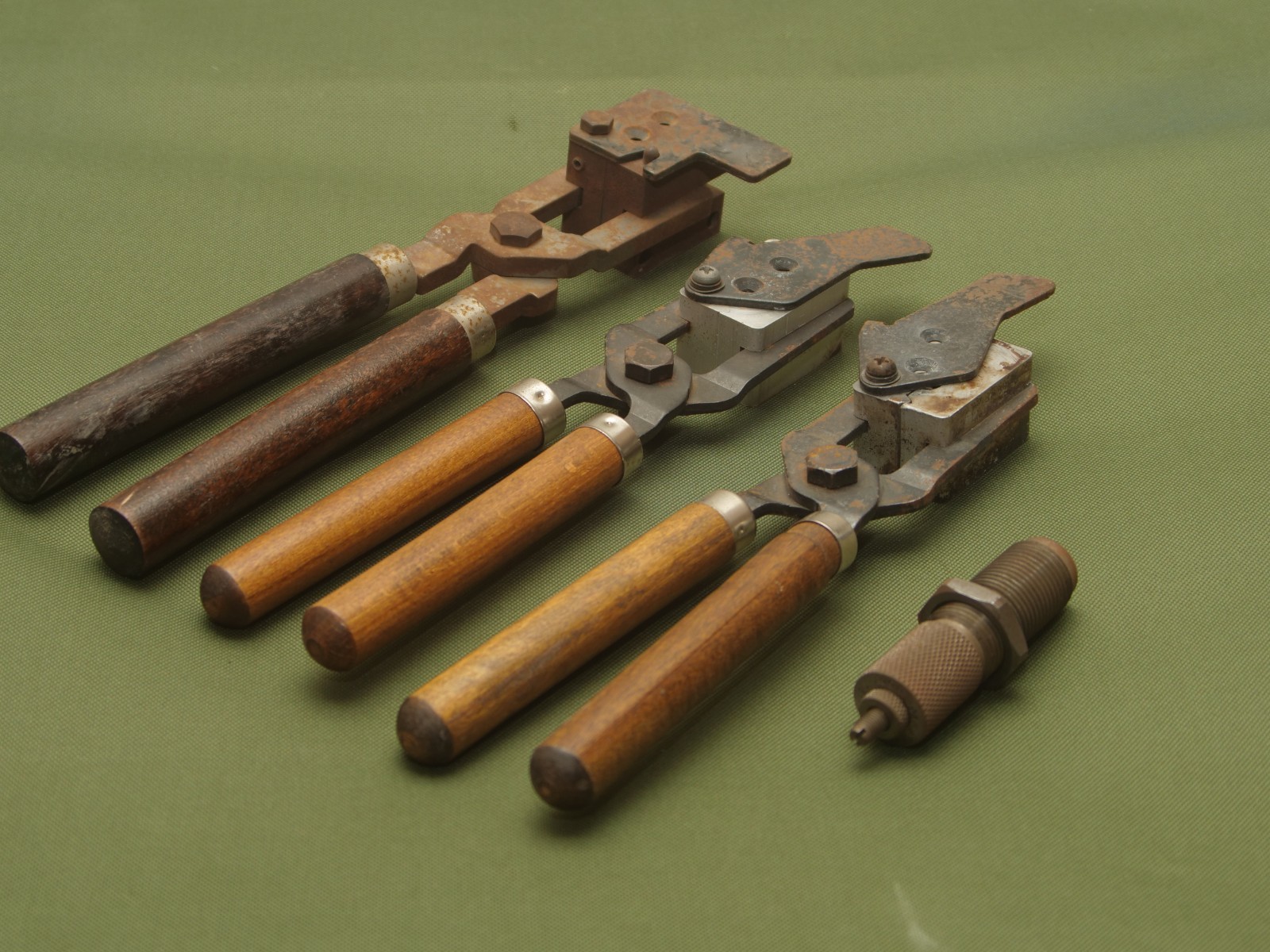 RCBS 38-148-WC and lee Bullet molds