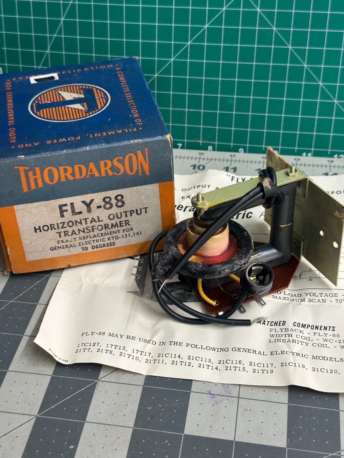 NOS Vintage Thordarson FLY-88 Horizonal Output Transformer GE RTO-131 141