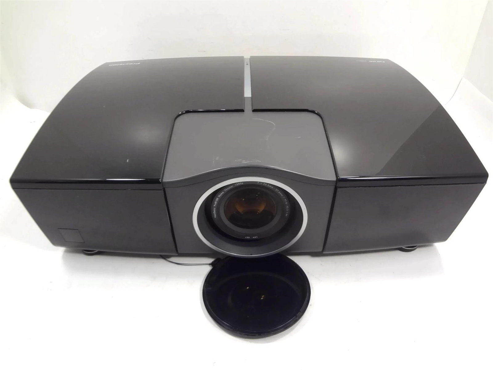 ViewSonic Pro8100 Full HD LCD Projector  - Lamp Runtime: 830 Hrs