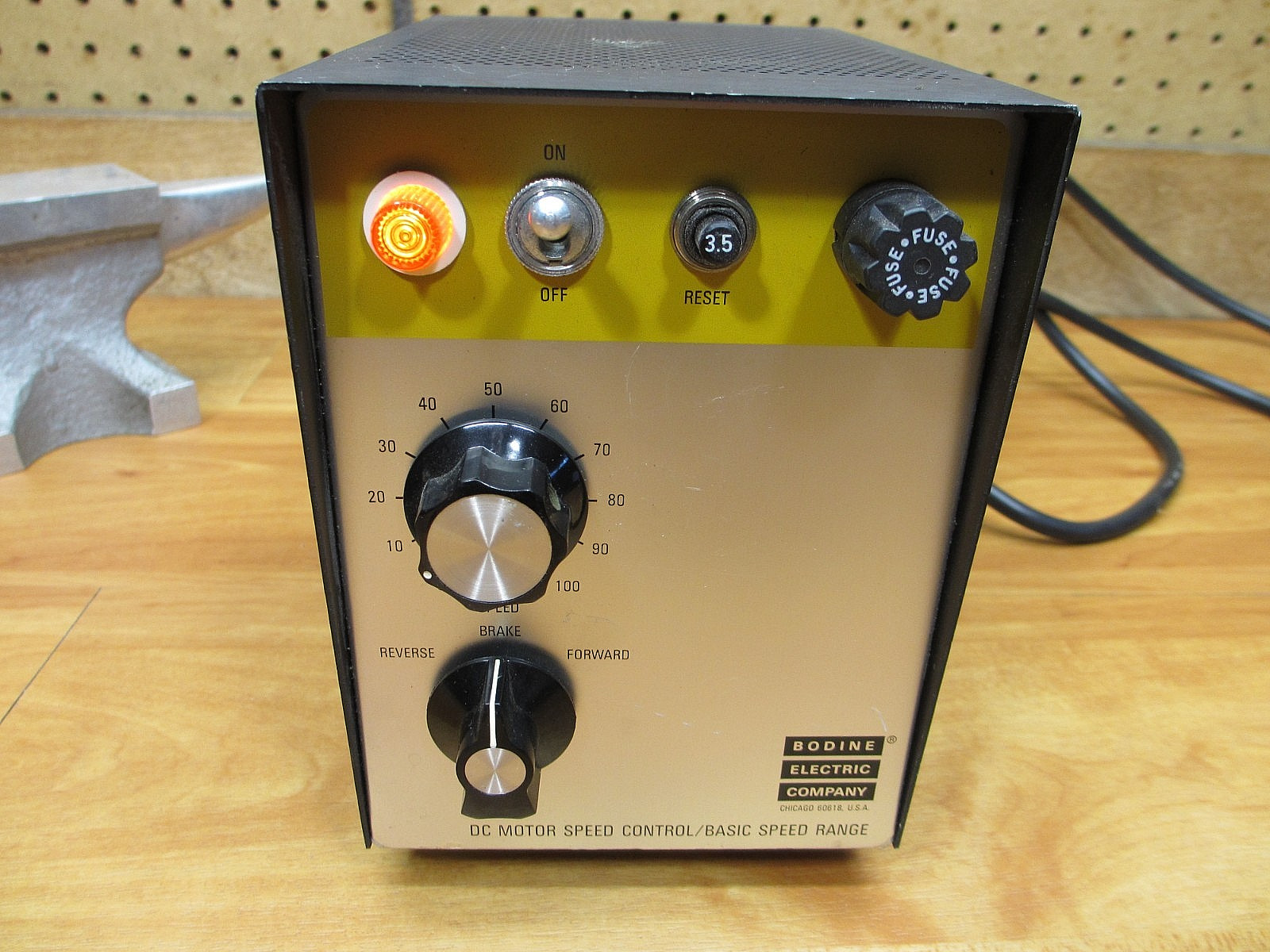 Bodine ASH-400 *POWERS UP USED* DC Motor Speed Control