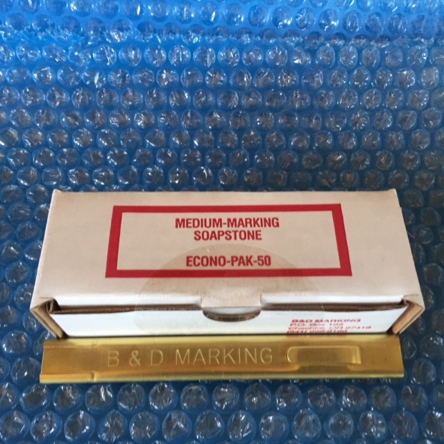 Medium Marking Soapstone 1/16" econo pack (50 sticks) & Solid Brass holder MB-50