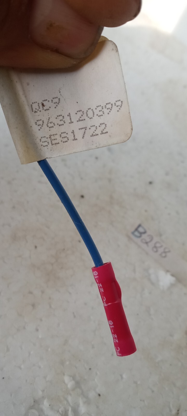 12V FUSE HARNESS 963120399