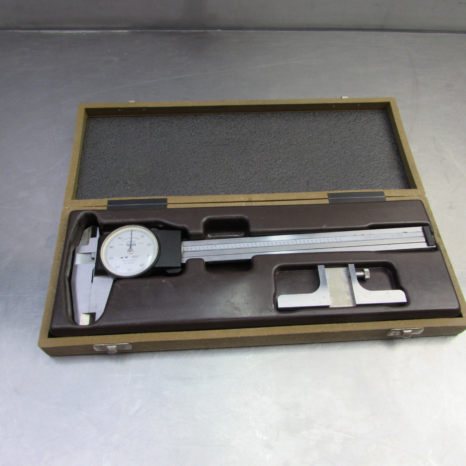 TESA 0-6" Inside/Outside Dial Caliper 05.20001 Swiss Made .001" Grad Stainless