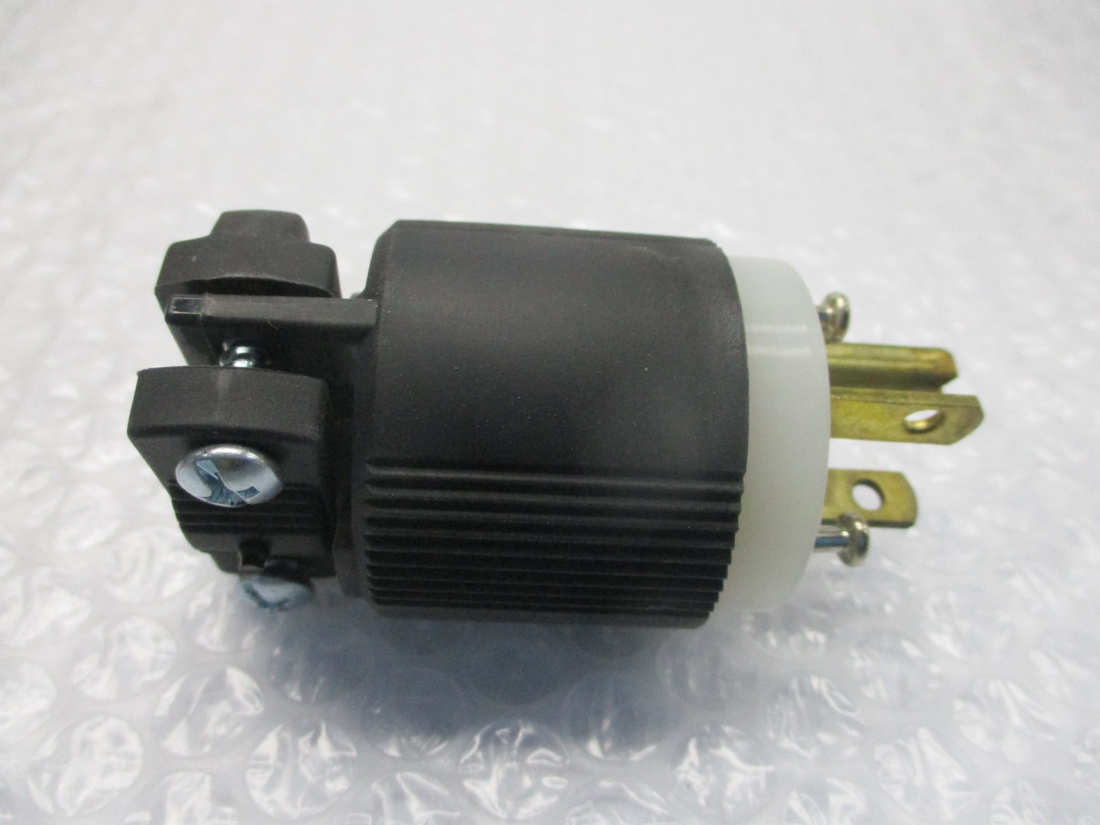 COOPER 6766 PLUG NSMP