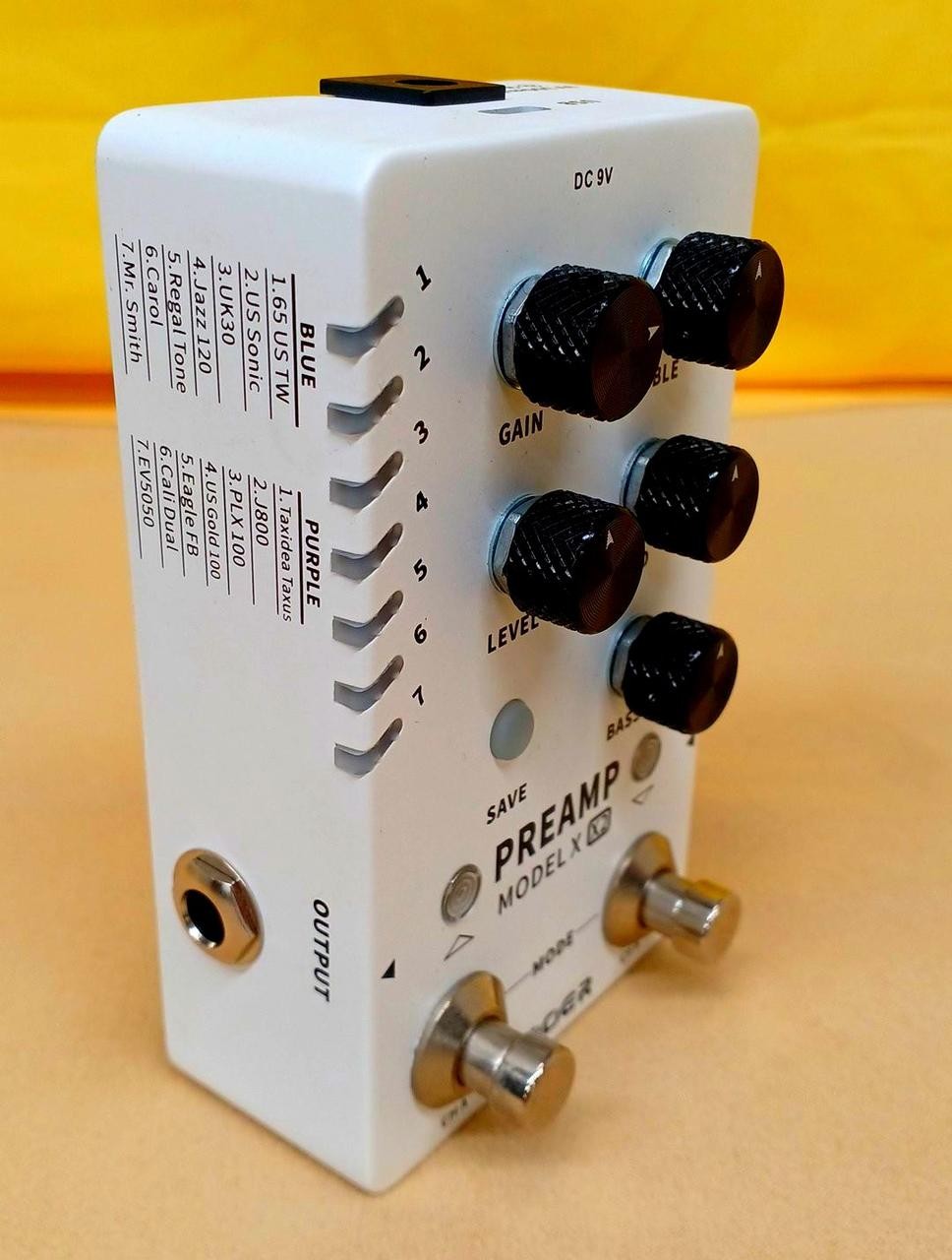 MOOER MODEL X2 Guitar Effect Pedal Stompbox Used