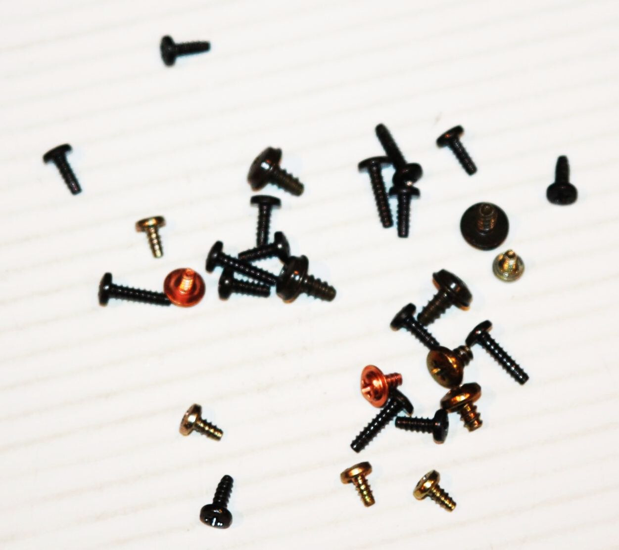 Pioneer 6 Disc CD Player Changer PD-M411 Part - Lot of Genuine OEM Screws Bolts