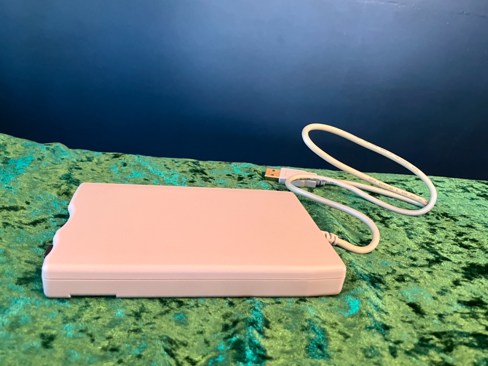 SmartDisk External Floppy Drive -- High-Speed 2x -- 1.44MG -- New in Box