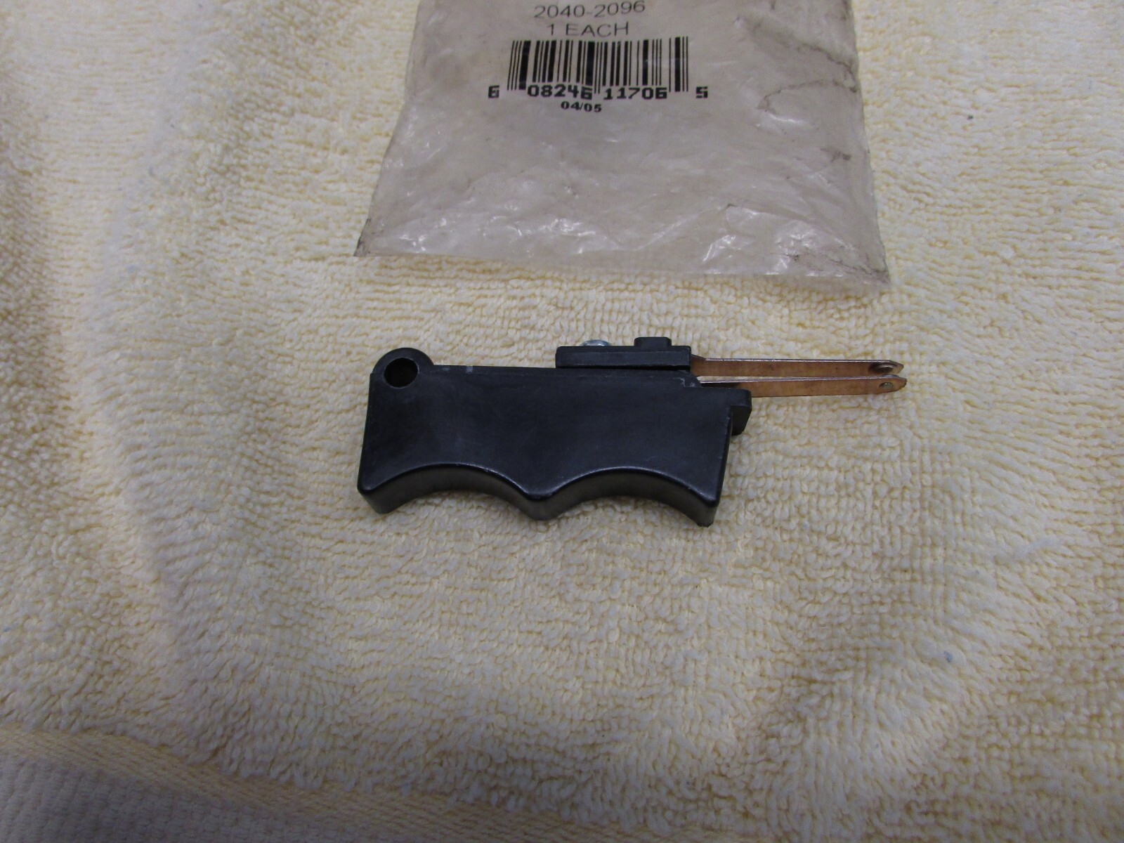 Tweco 94R Trigger Switch, 2040-2096, New, N3
