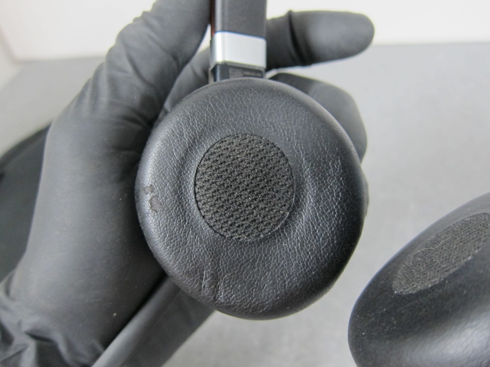 Jabra Evolve 65 Bluetooth Wireless Headset HSC018W w/ USB Dongle & Case - READ