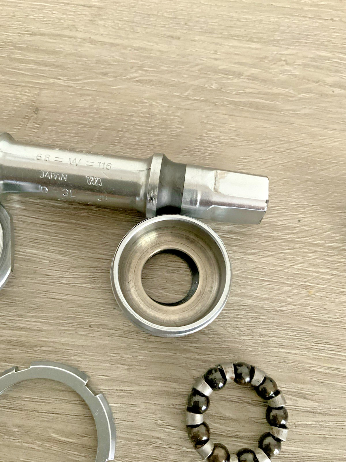 SHIMANO 600 BOTTOM BRACKET 68-115 MM BRITISH THREADING