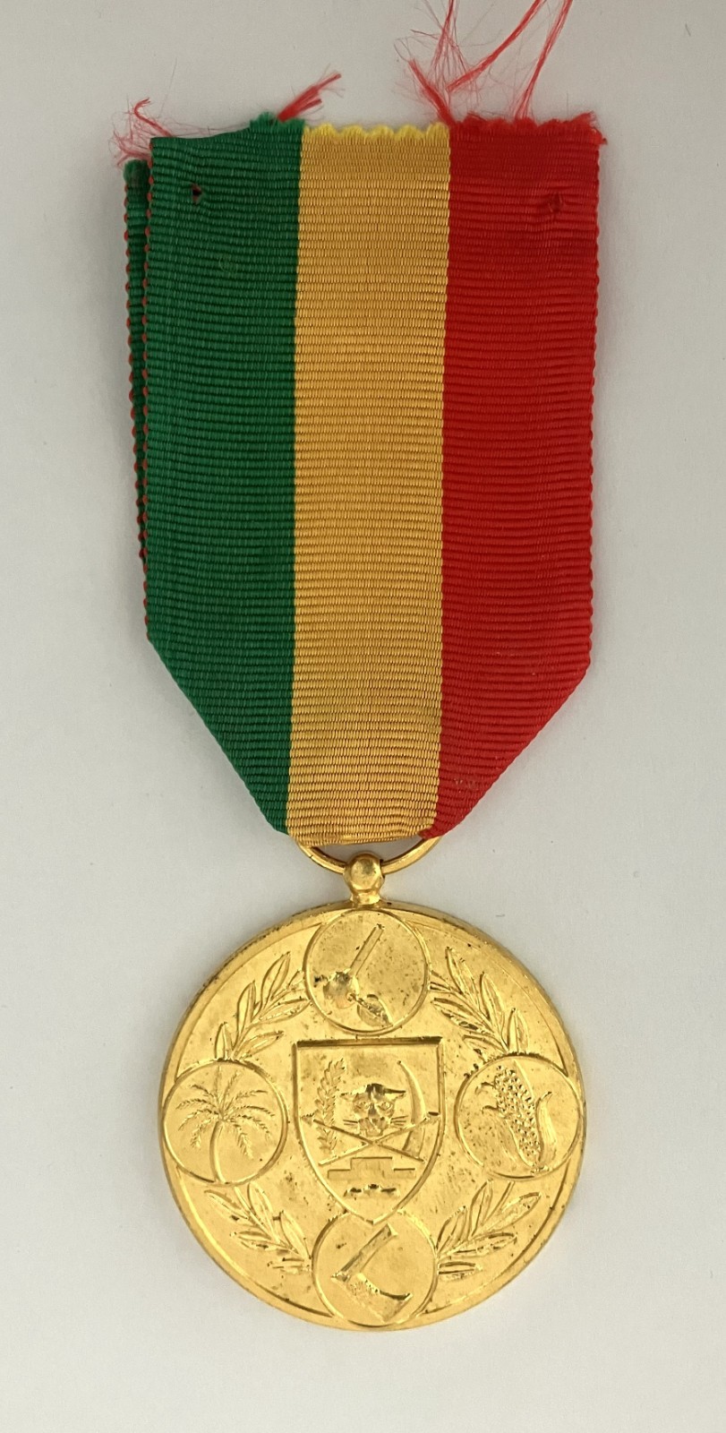 Republic of Zaire Agricultural Merit Medal, gold class